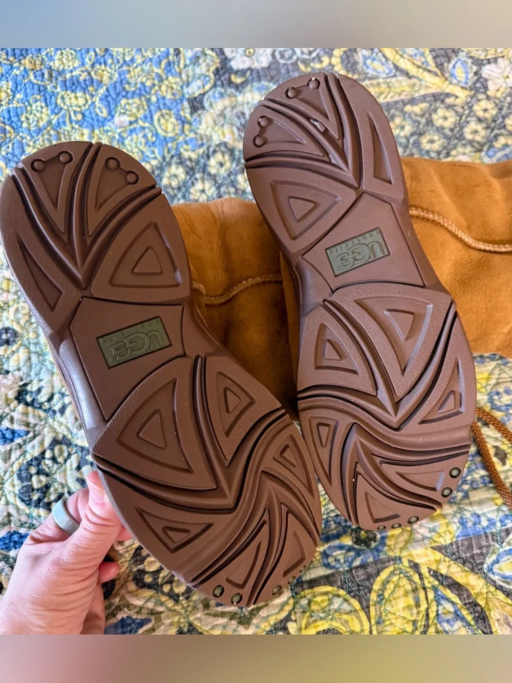 Ultimate Tall Ugg 5250 Size Women’s 7 Chestnut